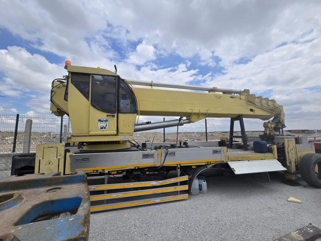 ÖZÇINAR CRANE GALLERY DEN 47 METRE NOVA PLATFORM